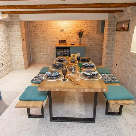 Family Friendly House With A Swimming Pool Maslenica, Novigrad - 20492 Holiday home